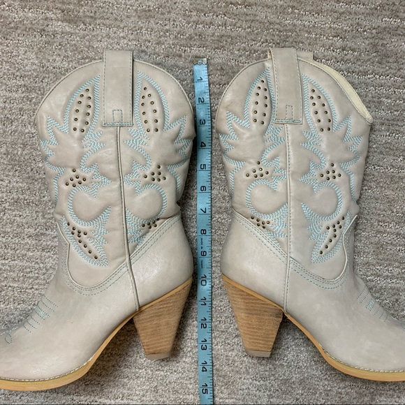 NEW Very Volatile Denver Cowboy Boots Ivory Off White 8.5 - Picture 14 of 16